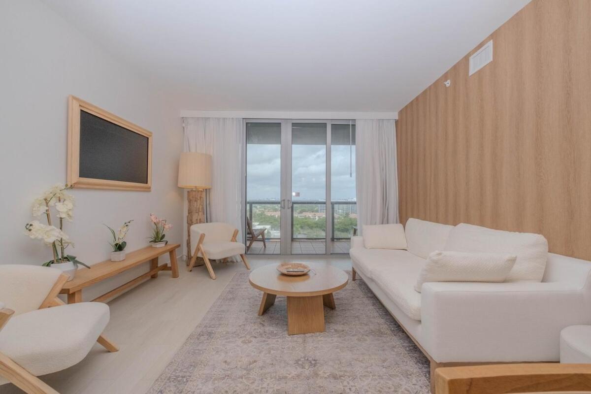 2B 2B Luxury Ocean Views Apt In Hallandale Beach Apartman Kültér fotó